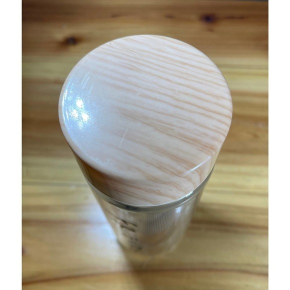 CULTURE Fly Friends TV Show Fruit Tea Infuser Glass Water Bottle w/ Metal Basket - Picture 9 of 9